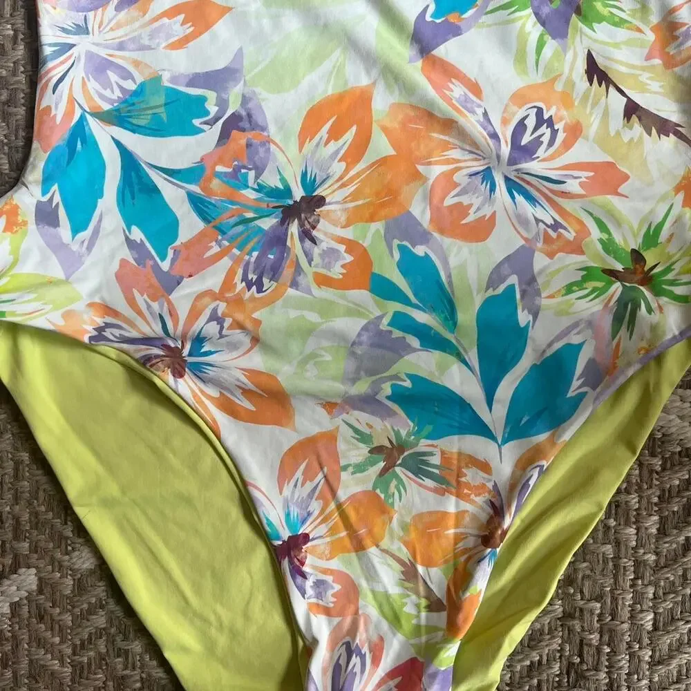 Roxy retro revo one piece sz XL